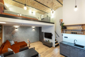 Parliament Dream Apartment!